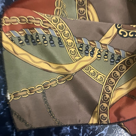Hermes designer brand square neck wrap shawl silk scarf full wrap made in Italy - Picture 12 of 16